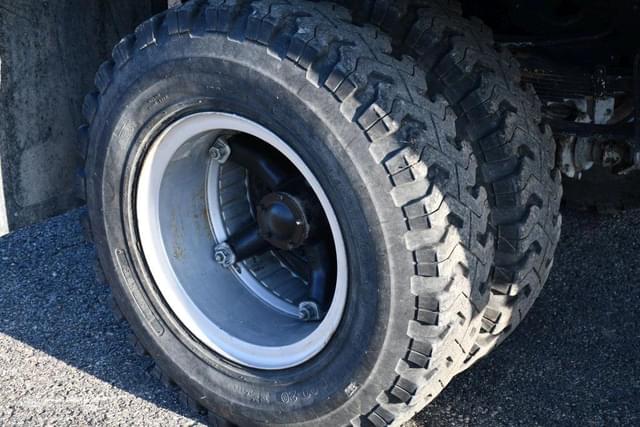 Image of Chevrolet C65 equipment image 4