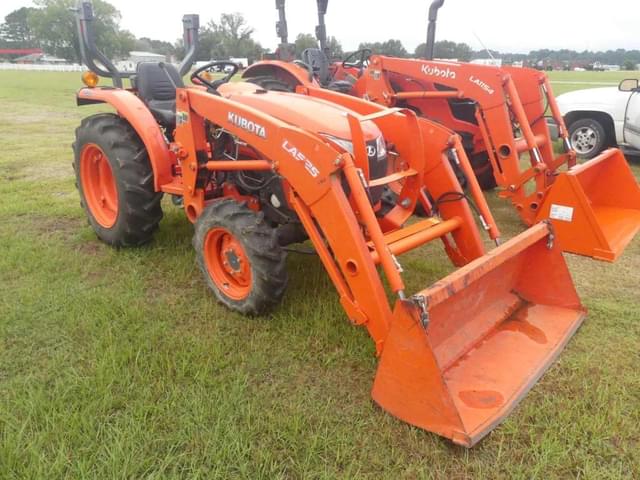Image of Kubota L2501DT equipment image 1