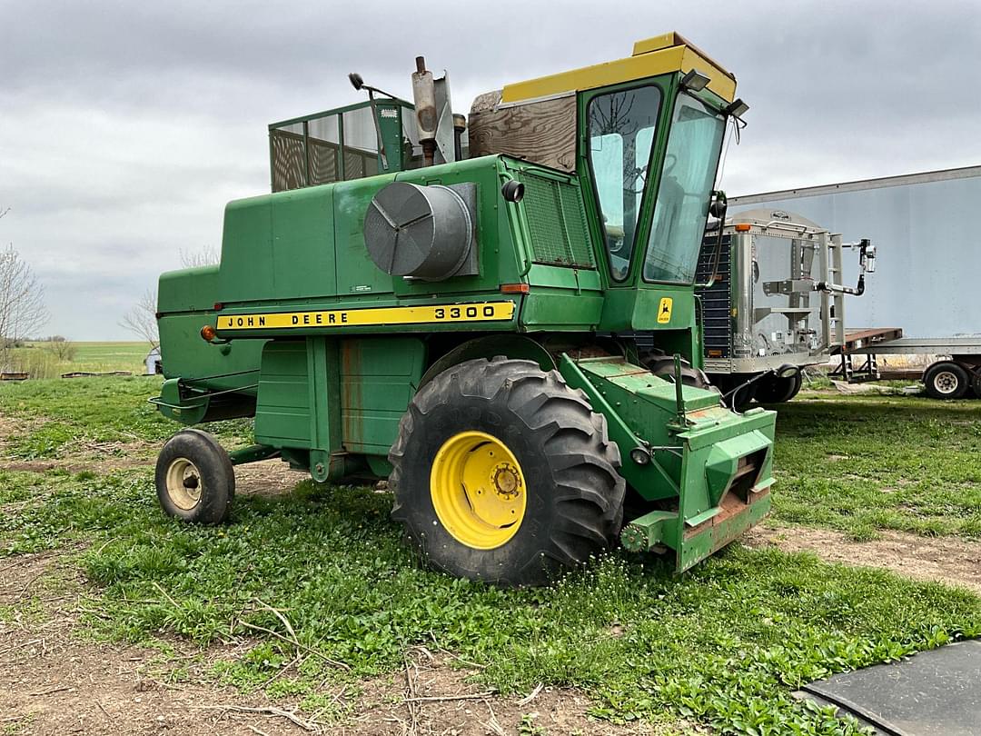 Image of John Deere 3300 Primary image