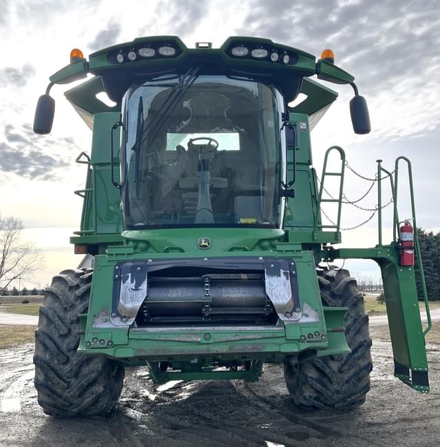 Image of John Deere S550 equipment image 4