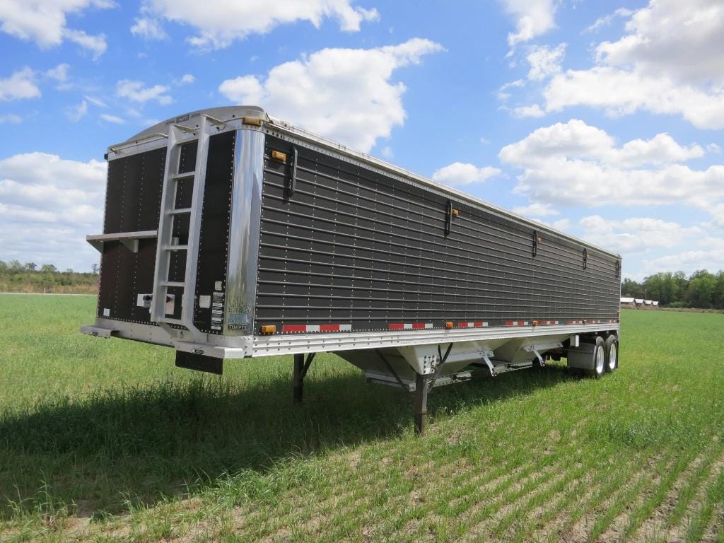 2003 Timpte Super Hopper Equipment Image0