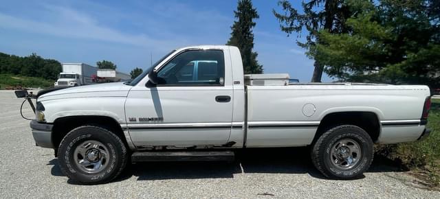Image of Dodge Ram 1500 equipment image 1