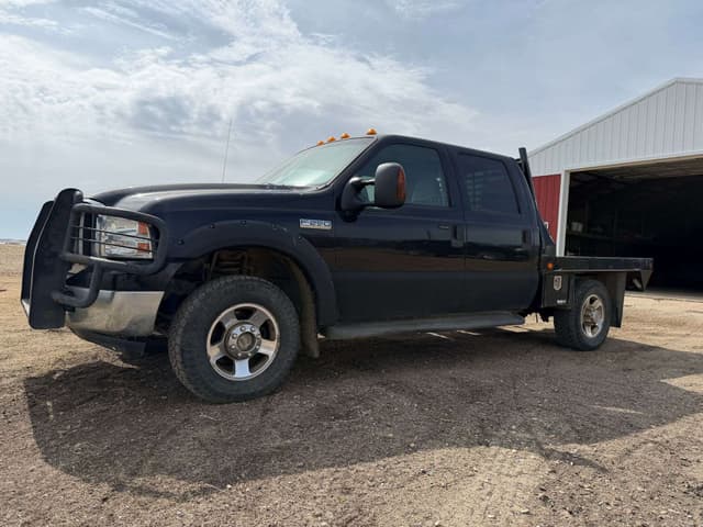 Image of Ford F-250 equipment image 1