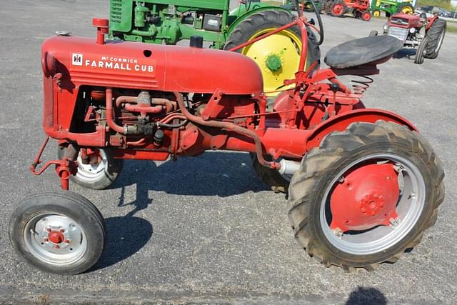 Image of Farmall Cub equipment image 3