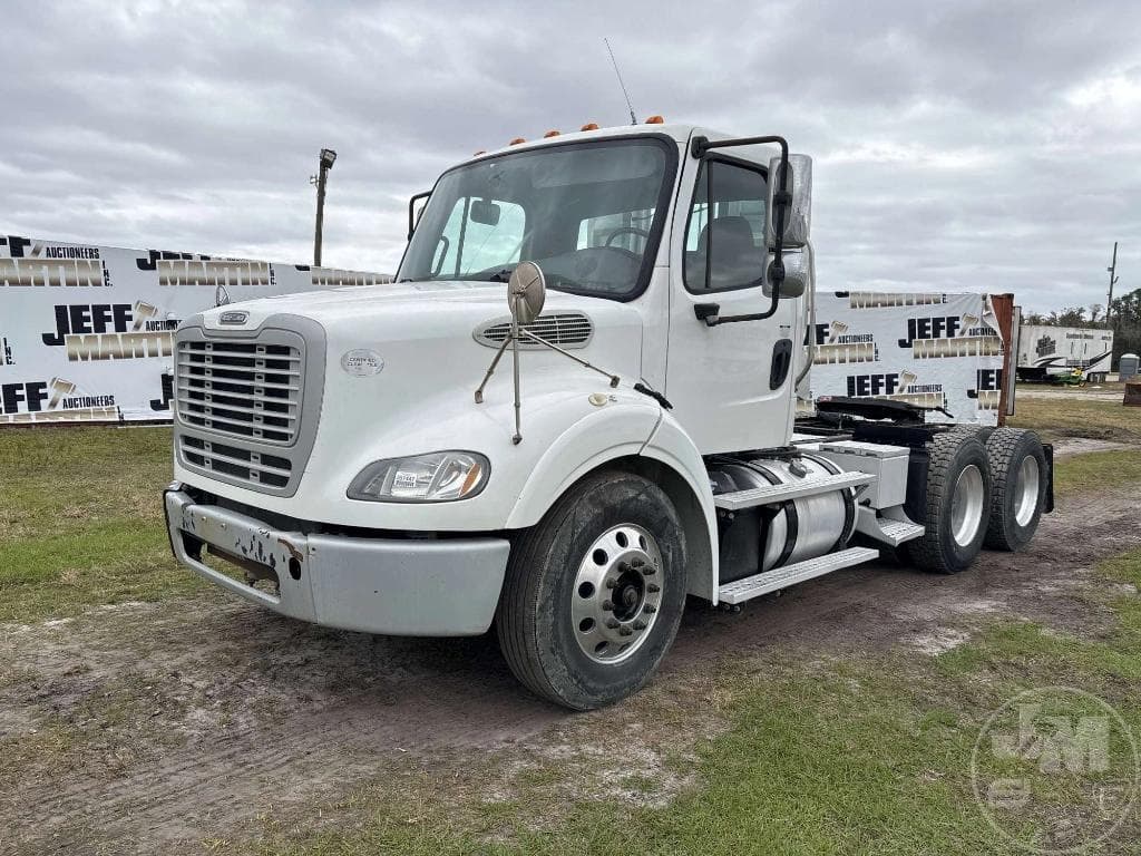 Image of Freightliner M2 Primary image