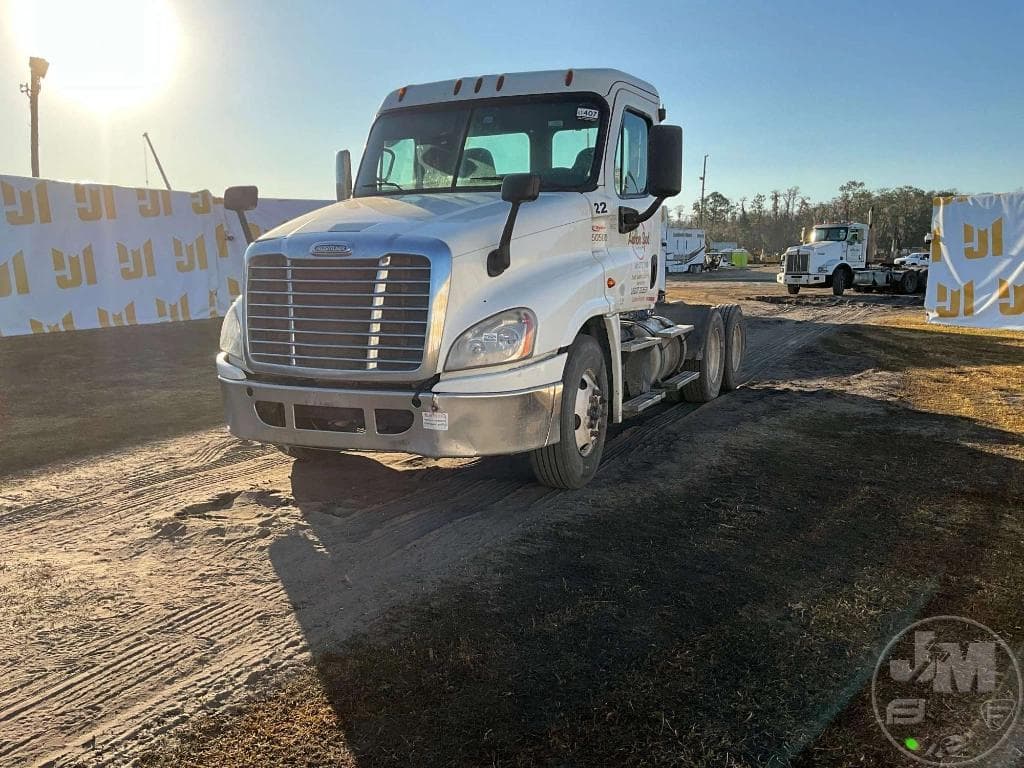 Image of Freightliner Cascadia Primary image