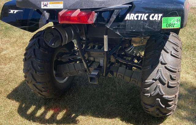 Image of Arctic Cat 550 equipment image 3