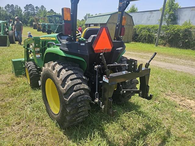 Image of John Deere 3025E equipment image 2