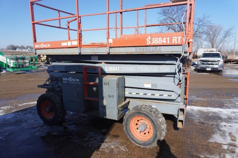 2007 Sky Jack SJ8841RT Equipment Image0