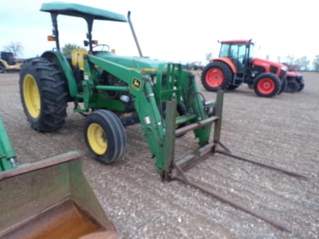 Image of John Deere 5300 equipment image 2