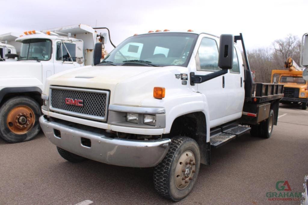 2009 GMC Kodiak Equipment Image0