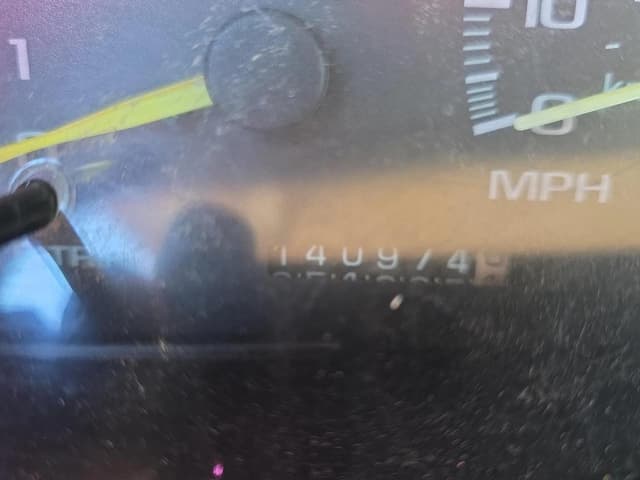 Image of Chevrolet 3500HD equipment image 2