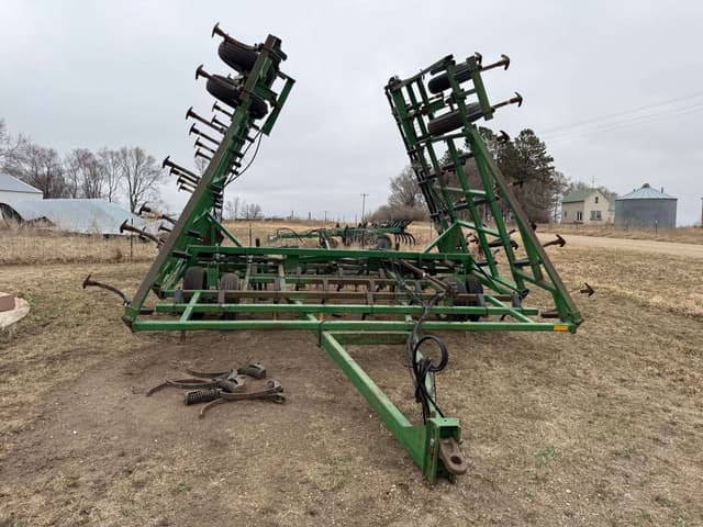 Image of John Deere 960 equipment image 3