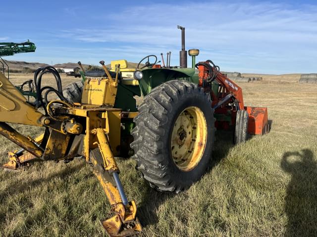 Image of John Deere 4020 equipment image 3