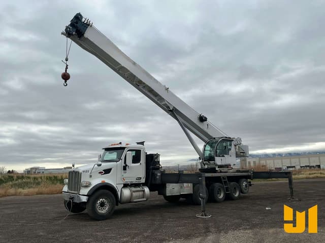 Image of Peterbilt 567 equipment image 3