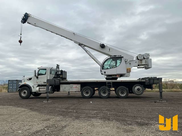 Image of Peterbilt 567 equipment image 1