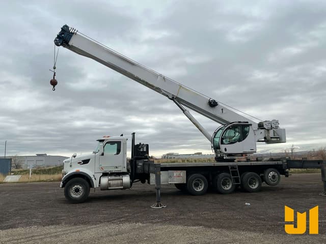 Image of Peterbilt 567 equipment image 2