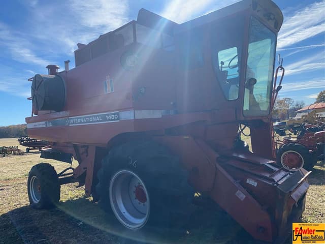 Image of International Harvester 1460 equipment image 4