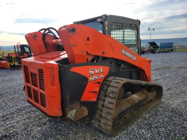 Image of Kubota SVL95-2S equipment image 3