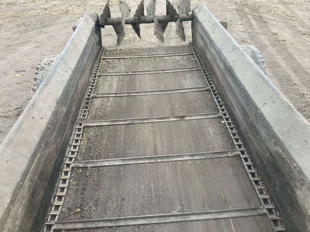 Image of John Deere 34 equipment image 1