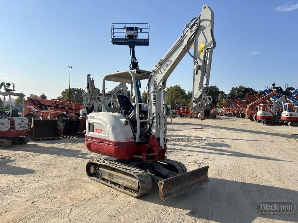 Main image Takeuchi TB230
