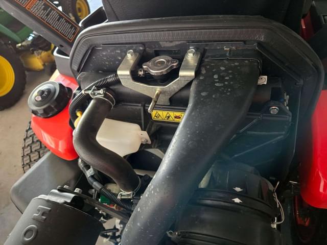 Image of Kubota ZD1021 equipment image 4