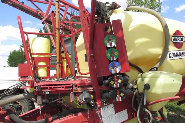 Image of Hardi Commander 1200 equipment image 2