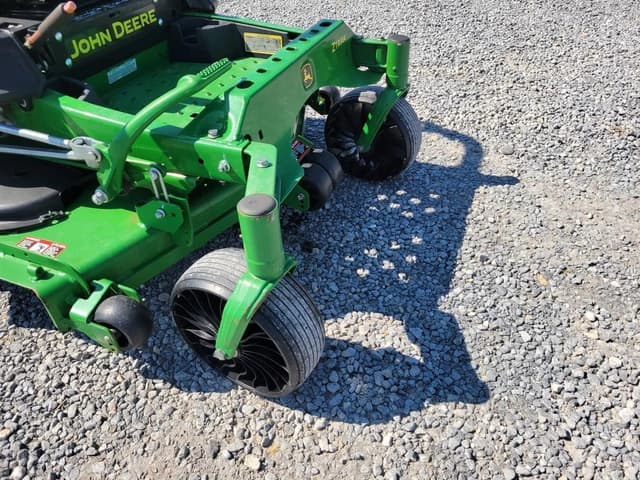 Image of John Deere Z915E equipment image 4