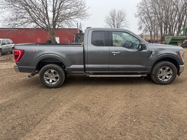 Image of Ford F-150 equipment image 4