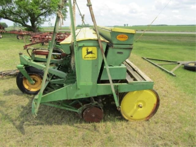 Image of John Deere LL166 equipment image 4
