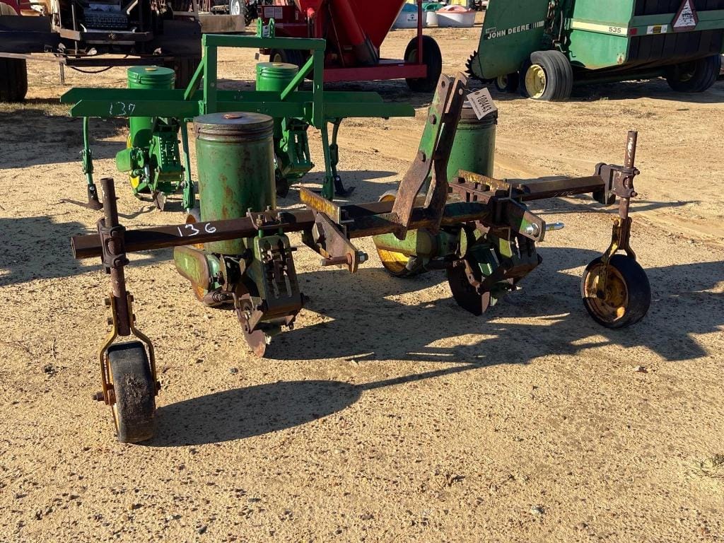 Main image John Deere 71