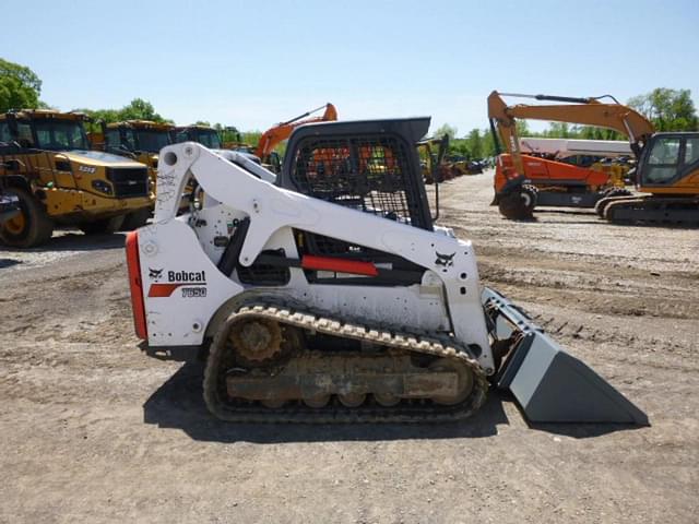 Image of Bobcat T650 equipment image 2