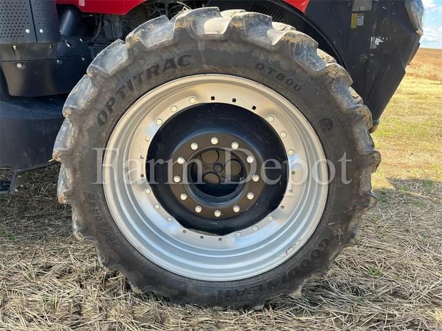 Image of Case IH Magnum 340 Rowtrac equipment image 4