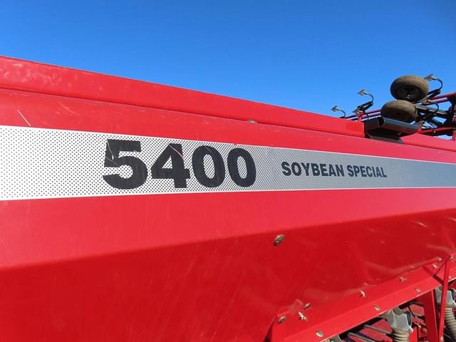 Image of Case IH 5400 equipment image 4