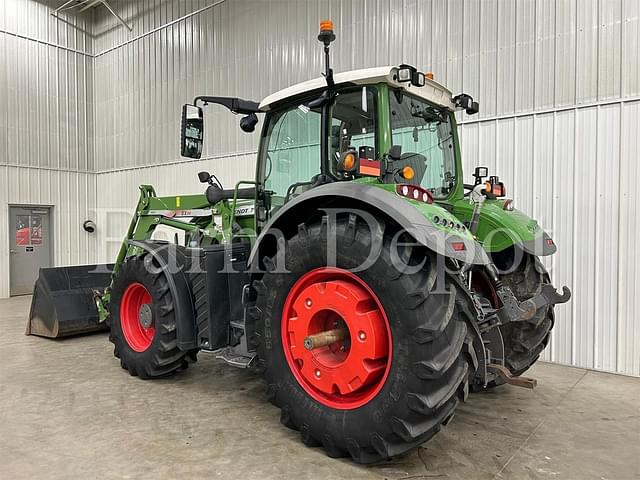 Image of Fendt 716 Vario equipment image 1