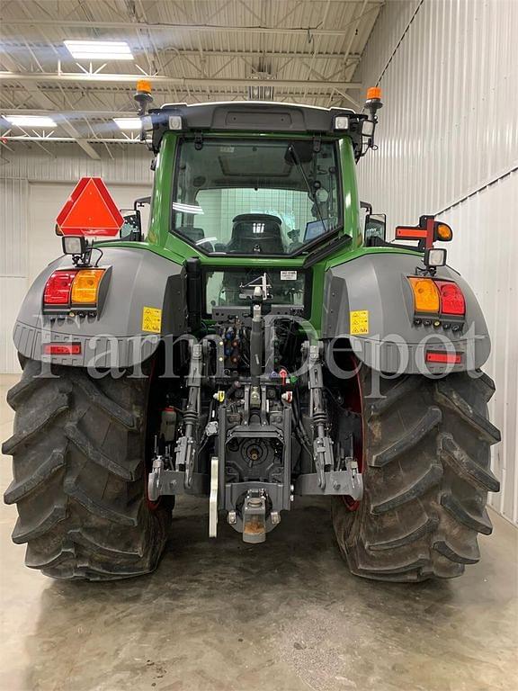 Image of Fendt 828 Vario equipment image 2