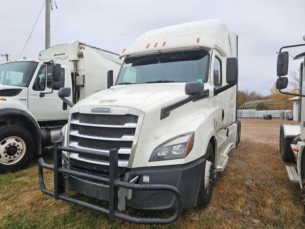 Image of Freightliner Cascadia Primary image
