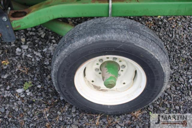 Image of John Deere 608C equipment image 4