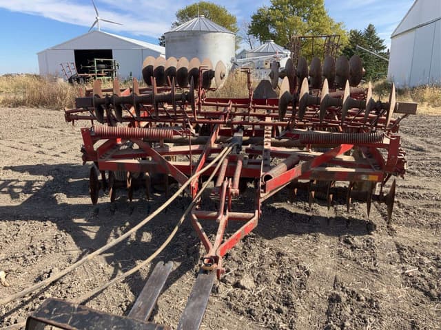 Image of International Harvester 470 equipment image 2