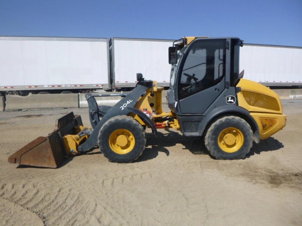 Main image John Deere 204L