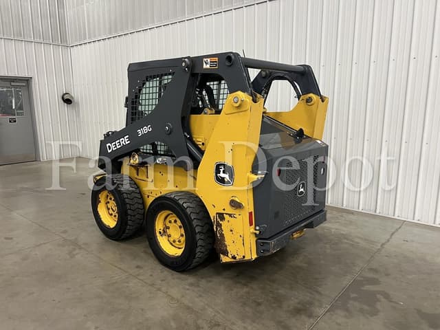 Image of John Deere 318G equipment image 2