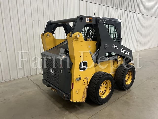 Image of John Deere 318G equipment image 4