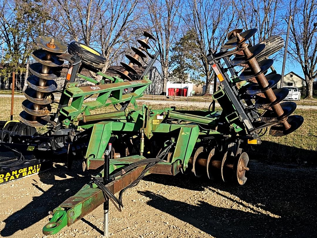 Image of John Deere 630 Primary image