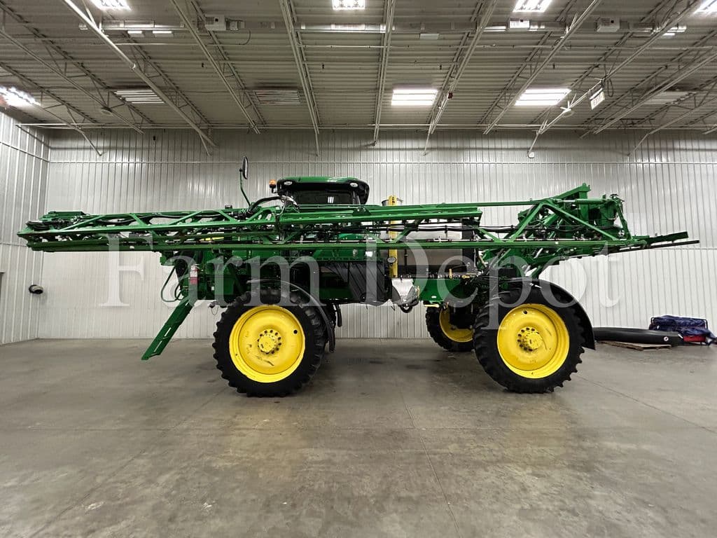 Image of John Deere R4038 Primary image