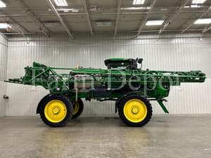 John Deere R4038 Image