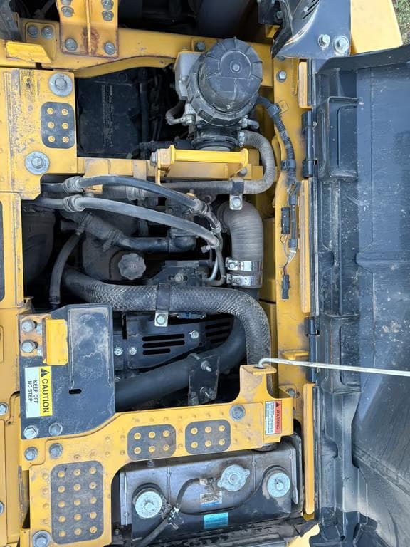 Image of Komatsu PC238USLC-11 equipment image 4