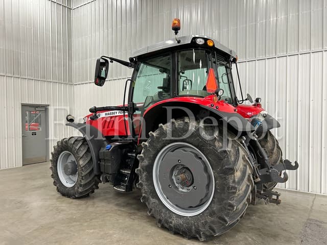 Image of Massey Ferguson 7718S equipment image 2