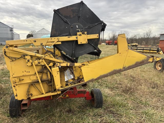 Image of New Holland 973 equipment image 2