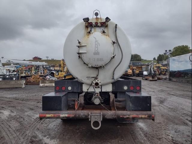 Image of Peterbilt 567 equipment image 3