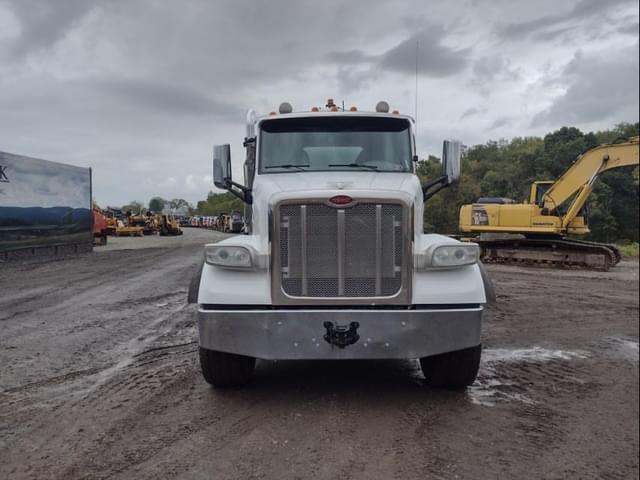 Image of Peterbilt 567 equipment image 1